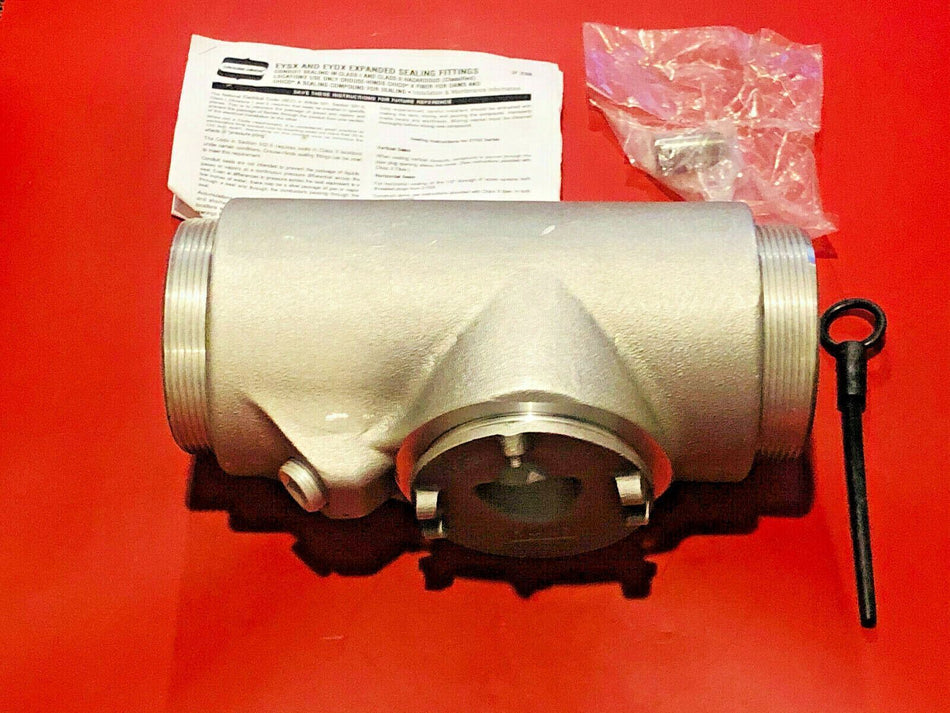 Eaton Crouse-Hinds EYS / EYD10 4" NPT Thru Female Iron Sealing Fitting w/ Drain