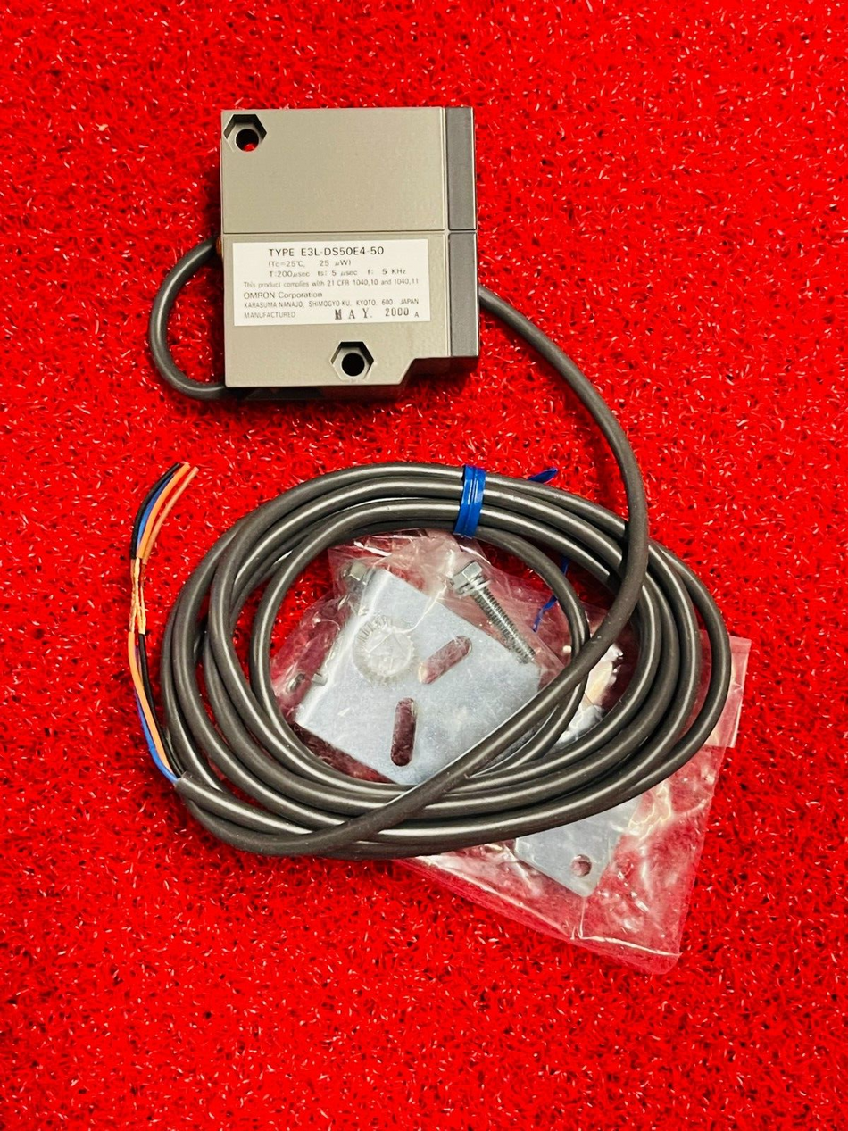 Omron E3L-DS50E4-50 Photoelectric Sensor Switch 12-24VDC