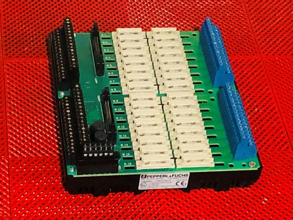Pepperl + Fuchs 260436 Termination Board HICTB16-SCT-44C-SC-RA